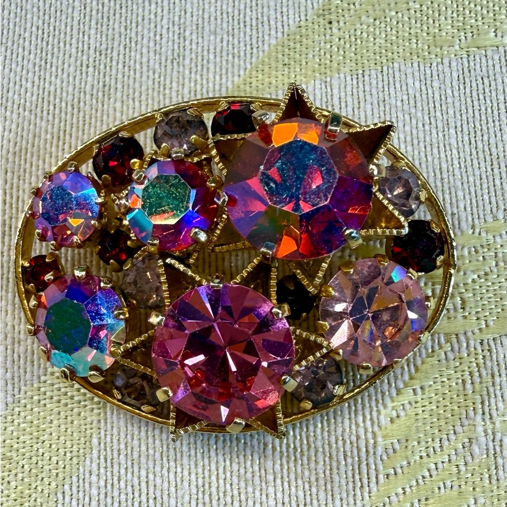 Vintage Austria Gold-Tone Pink Aurora Crystal Brooch - Picture 1 of 3